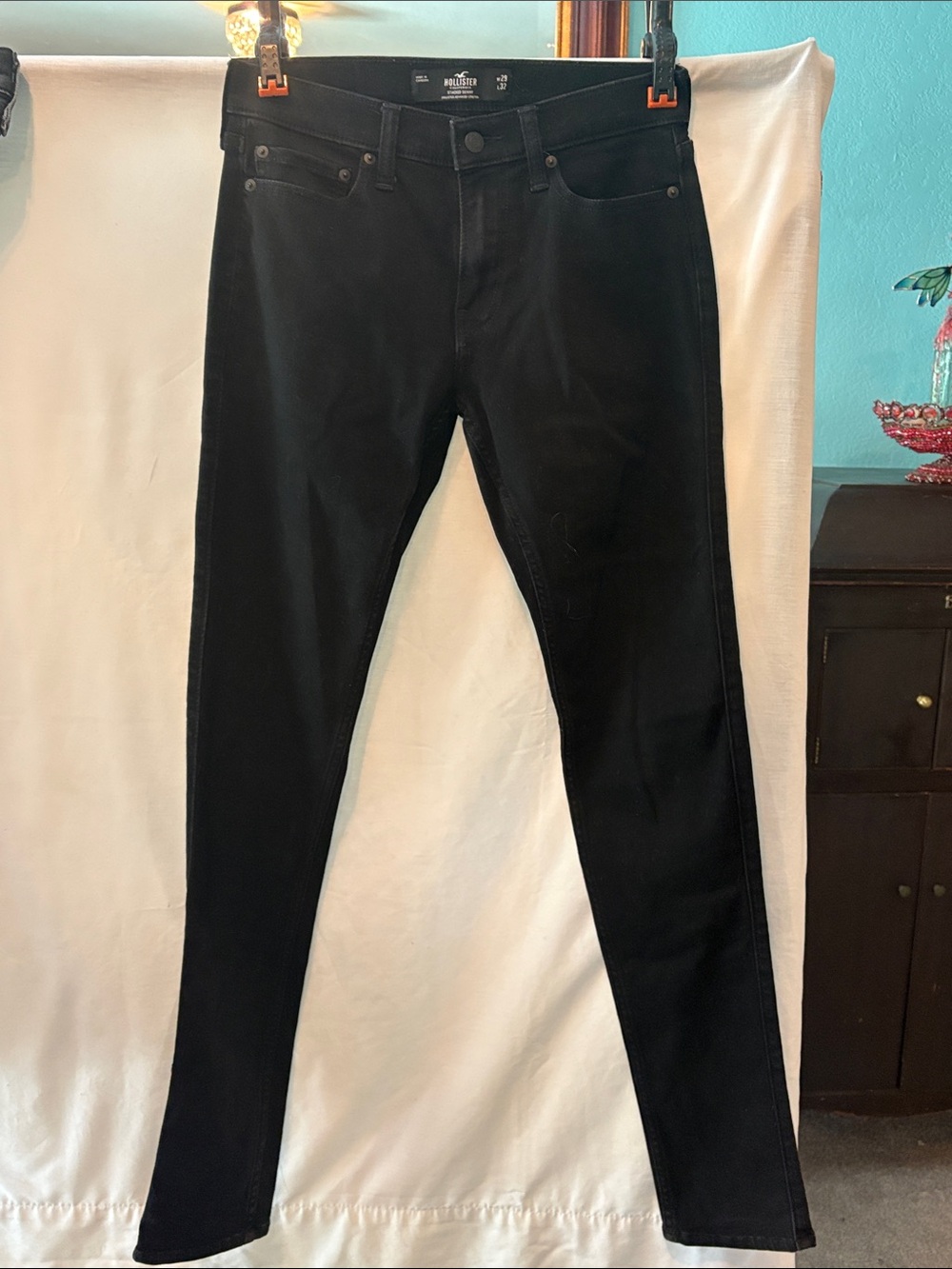 Hollister Men's Skinny Jeans in Black